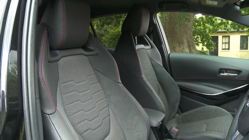 TOYOTA COROLLA HATCHBACK SPECIAL EDS 1.8 Hybrid GR Sport Matt paint Limited Edn 5dr CVT view 4